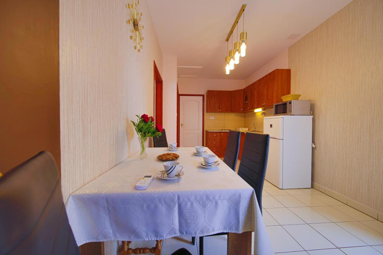 Kalvin Utcai Apartmanok Hajdúszoboszló Exterior foto