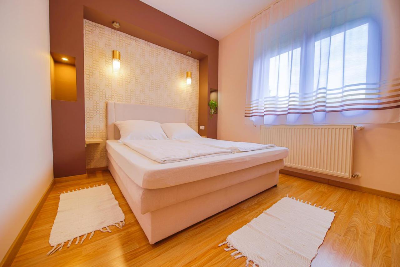 Kalvin Utcai Apartmanok Hajdúszoboszló Exterior foto