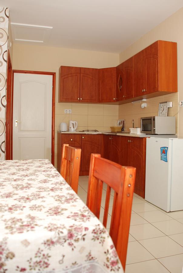 Kalvin Utcai Apartmanok Hajdúszoboszló Exterior foto